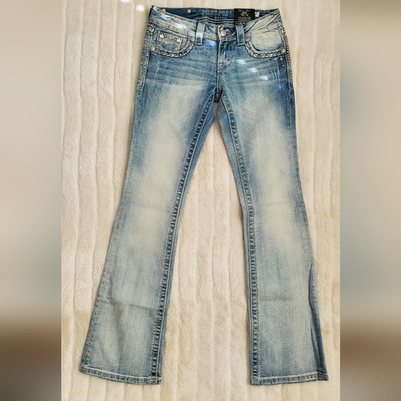 Miss Me Boot Jeans - Picture 5 of 12